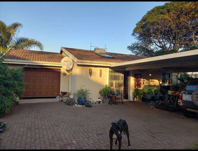 4 BEDROOM HOUSE FOR SALE IN BLUFF